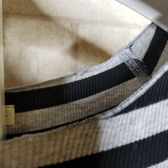 SHINE New York Striped Tunic - Picture 7 of 8